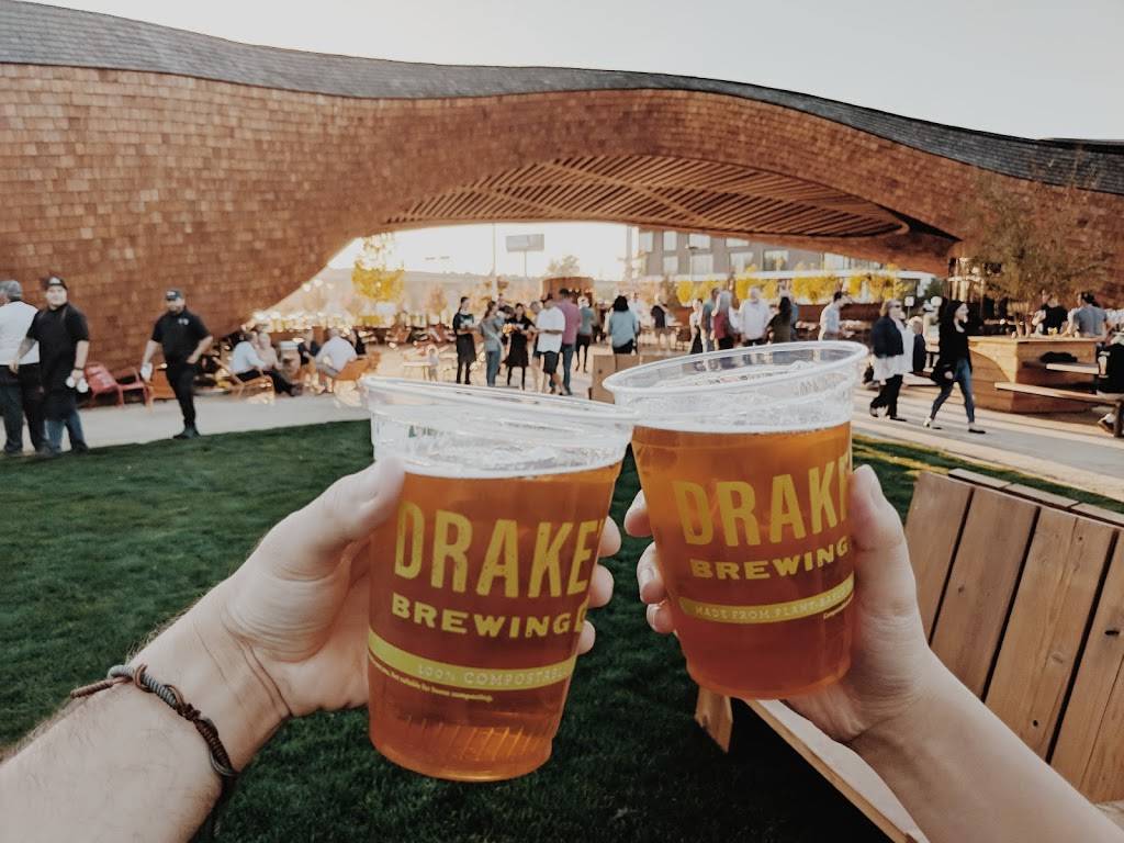 Drakes: The Barn | restaurant | 985 Riverfront St, West Sacramento, CA 95691, USA | 5104230971 OR +1 510-423-0971