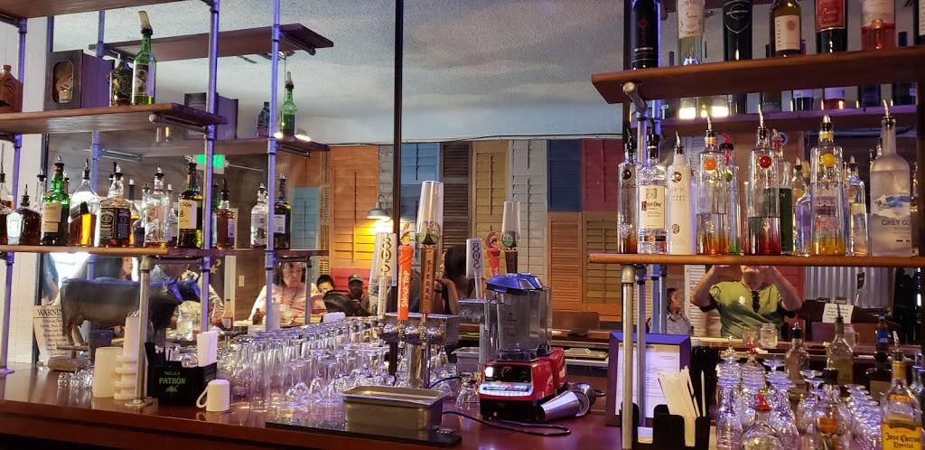 Sandra Dees | Bar-B-Que & Seafood | restaurant | 601 15th St, Sacramento, CA 95814, USA | 9164486375 OR +1 916-448-6375