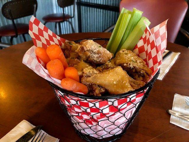 eleven30 Pizza and Sports | restaurant | 1130 W Trinity Mills Rd, Carrollton, TX 75006, USA | 9722451183 OR +1 972-245-1183