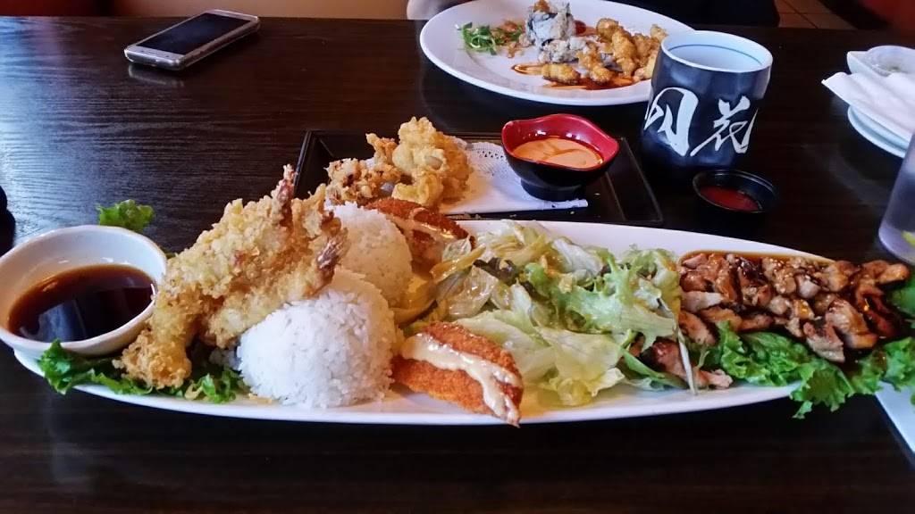 2 Die For Sushi | restaurant | 7625 Topanga Canyon Blvd, Canoga Park, CA 91304, USA | 8189992008 OR +1 818-999-2008