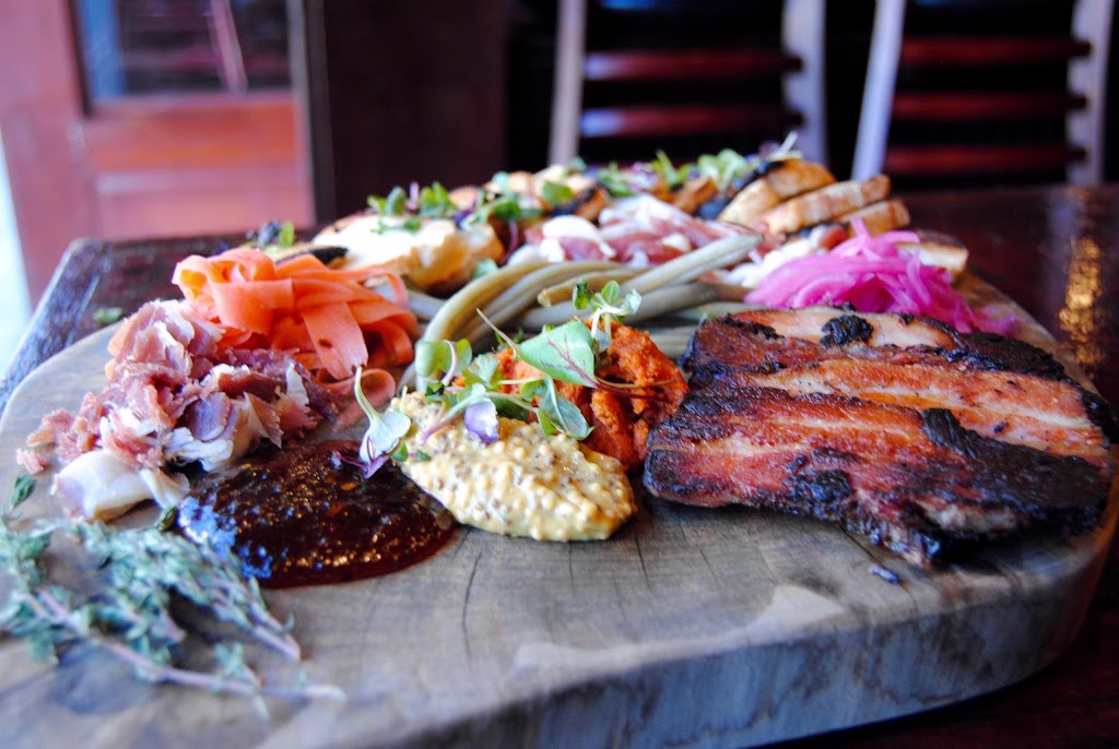 King Street Public House | restaurant | 549 King St, Charleston, SC 29403, USA | 8437933465 OR +1 843-793-3465