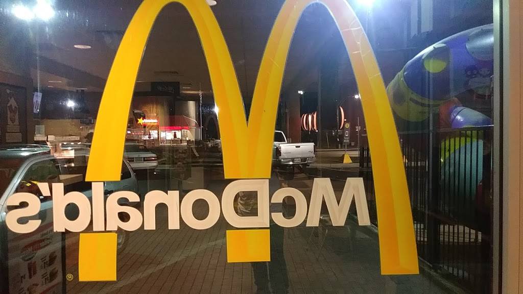 McDonalds | cafe | 609 S Davis St, Nashville, GA 31639, USA | 2296865353 OR +1 229-686-5353