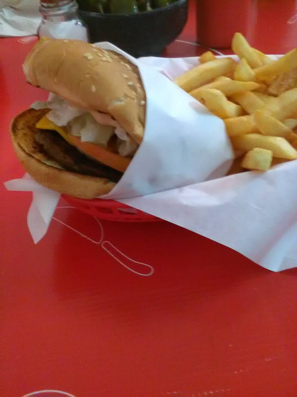 HAMBURGUESAS JOY | restaurant | Av. Benito Juárez 161, Romero, 21410 Tecate, B.C., Mexico | 016656541220 OR +52 665 654 1220