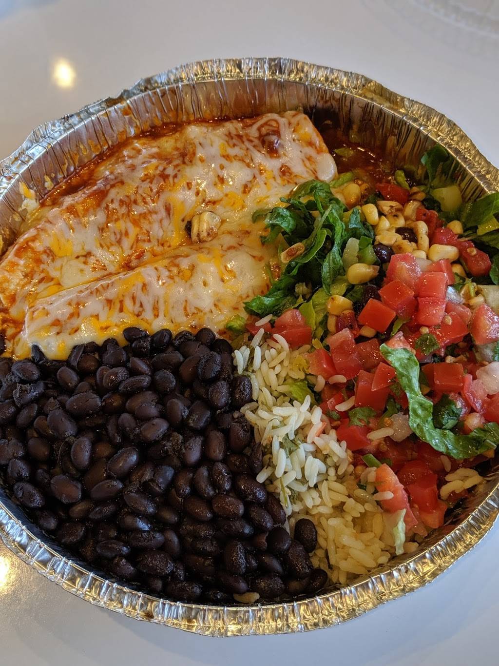 Cafe Rio Mexican Grill | restaurant | 2600 W Sahara Ave, Las Vegas, NV 89102, USA | 7025773387 OR +1 702-577-3387