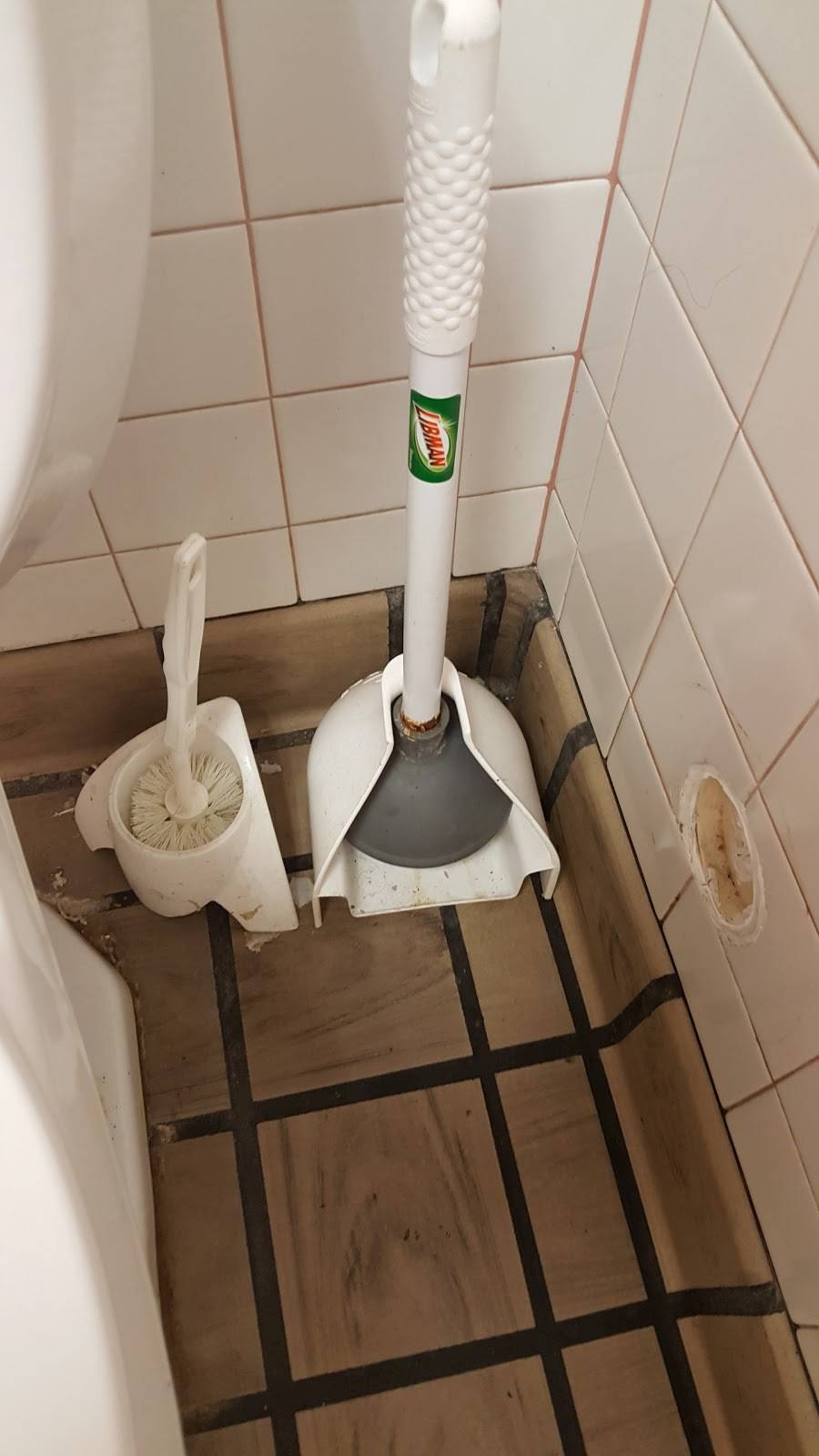 KFC | restaurant | 1523 S Reed Rd, Kokomo, IN 46902, USA | 7654526716 OR +1 765-452-6716