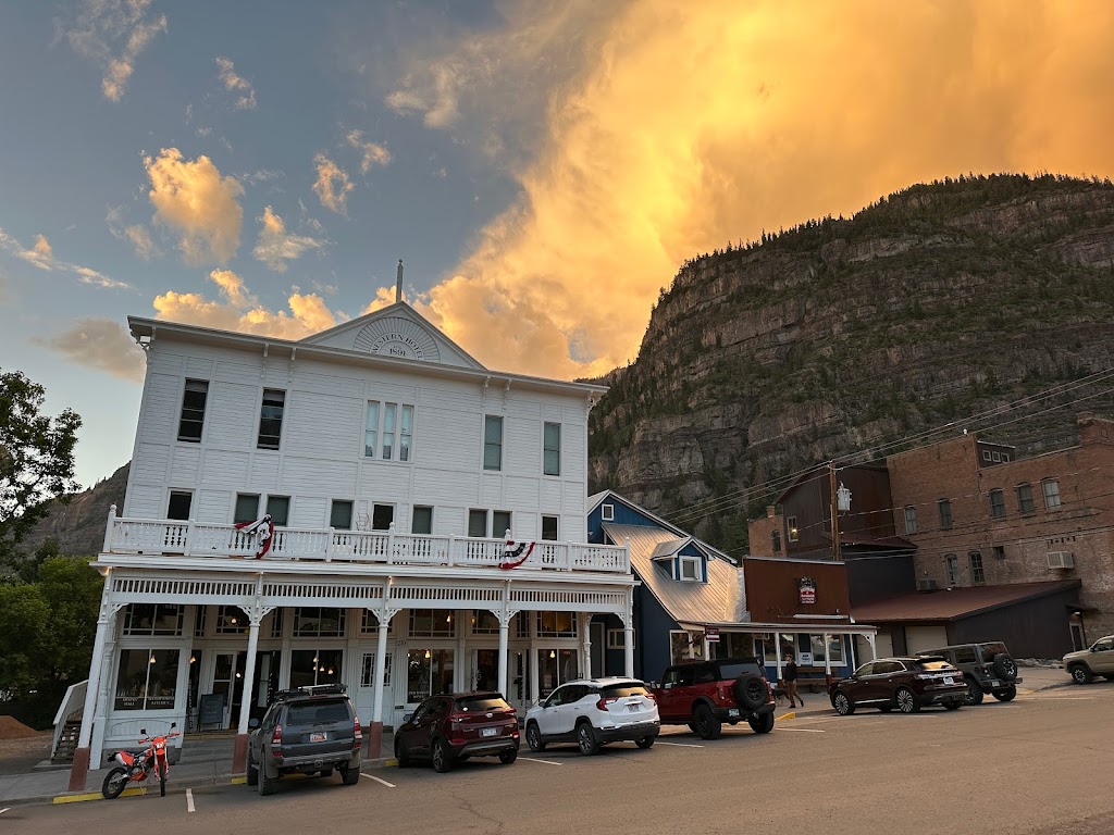The Saloon at The Western Hotel | restaurant | 210 7th Ave, Ouray, CO 81427, USA | 9704971057 OR +1 970-497-1057