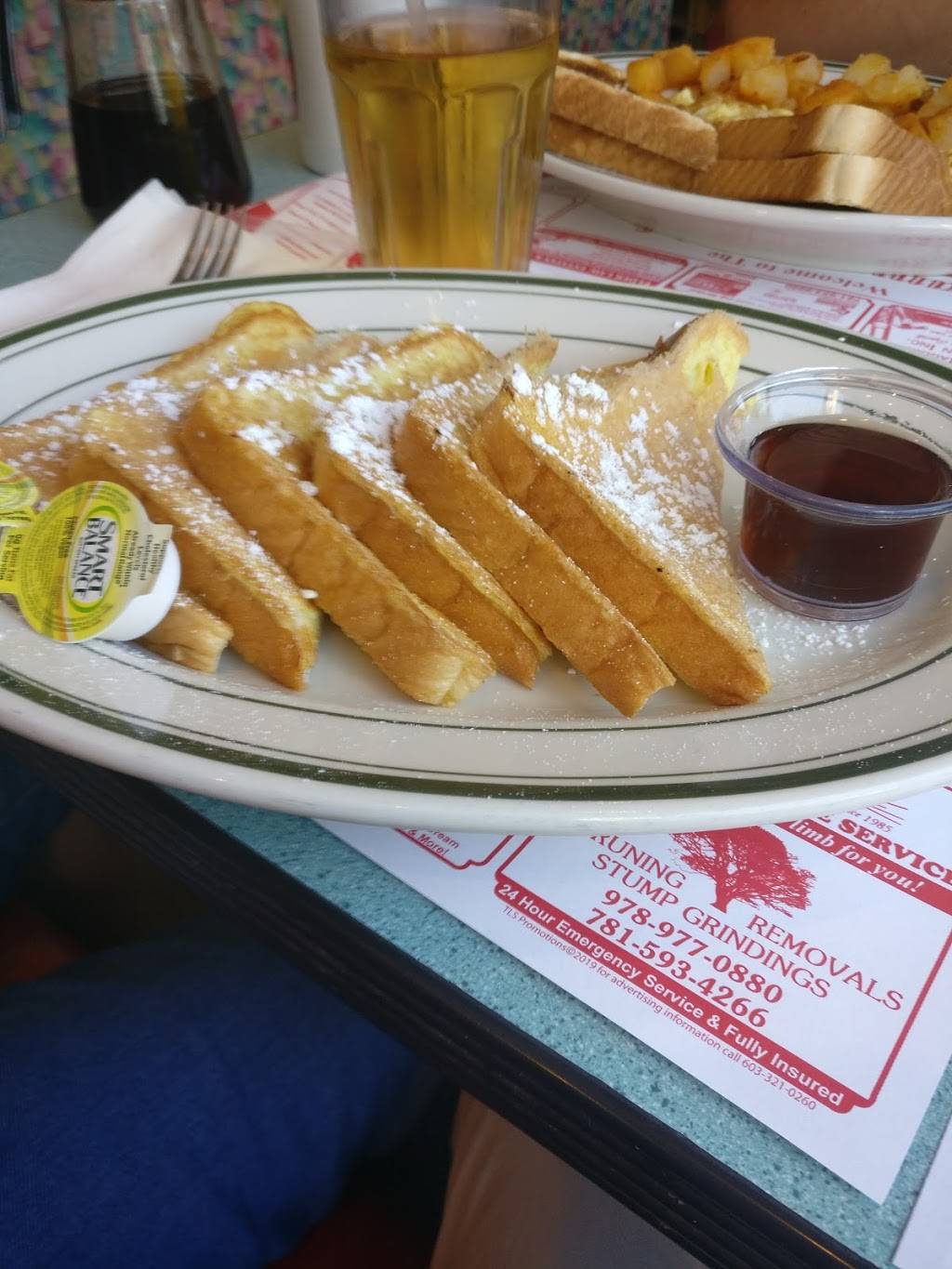 Hammersmith Family Restaurant | restaurant | 330 Central St, Saugus, MA 01906, USA | 7812338089 OR +1 781-233-8089