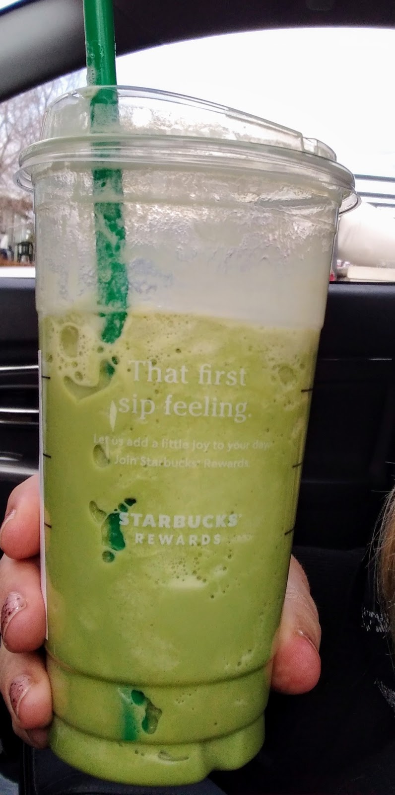 Starbucks | cafe | 421 N White Mountain Rd, Show Low, AZ 85901, USA | 9285328681 OR +1 928-532-8681