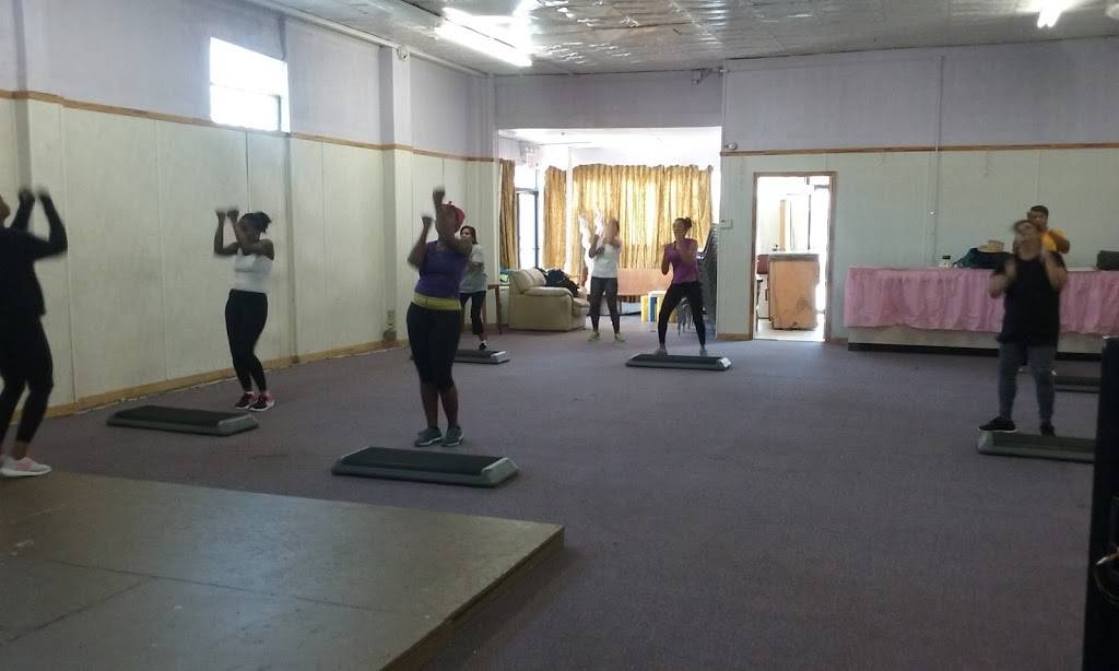 Liberty | restaurant | 129-16 Liberty Ave, South Richmond Hill, NY 11419, USA | 7183233231 OR +1 718-323-3231