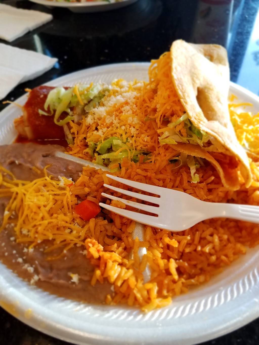 Robertos Taco Shop | restaurant | Rainbow Plaza, 907 S Rainbow Blvd, Las Vegas, NV 89128, USA | 7022582699 OR +1 702-258-2699