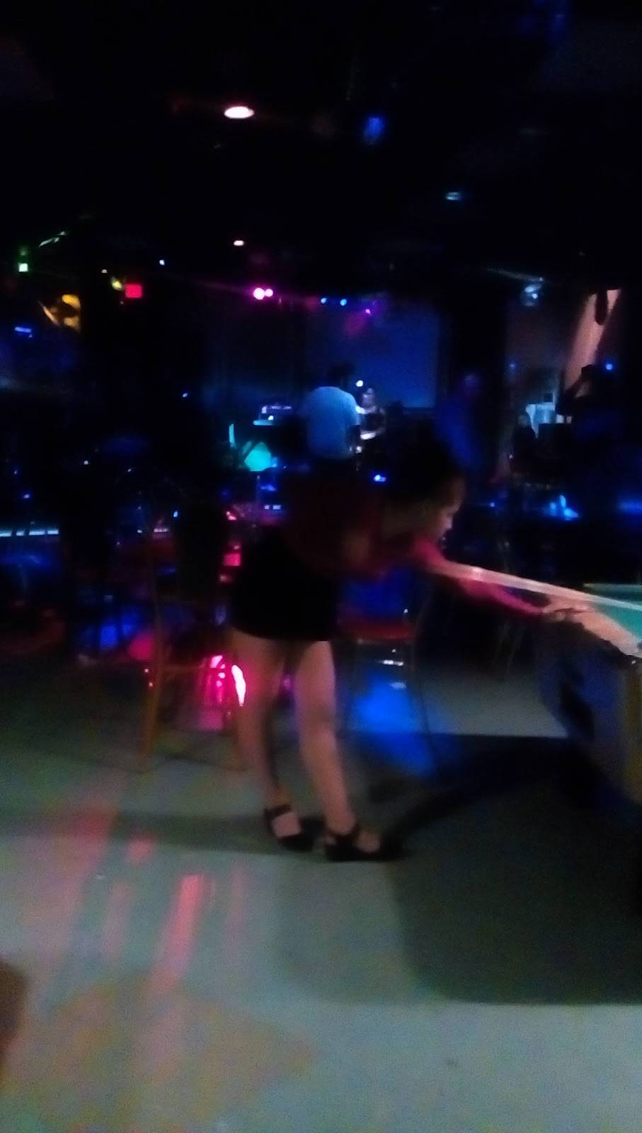 Malibu Sports Grill and Bar | restaurant | 8265 Shoppers Square, Manassas, VA 20111, USA | 5712299653 OR +1 571-229-9653