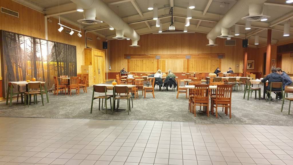 Base Camp Eatery | restaurant | 9006 Yosemite Lodge Dr, Yosemite Valley, CA 95389, USA | 8884138869 OR +1 888-413-8869