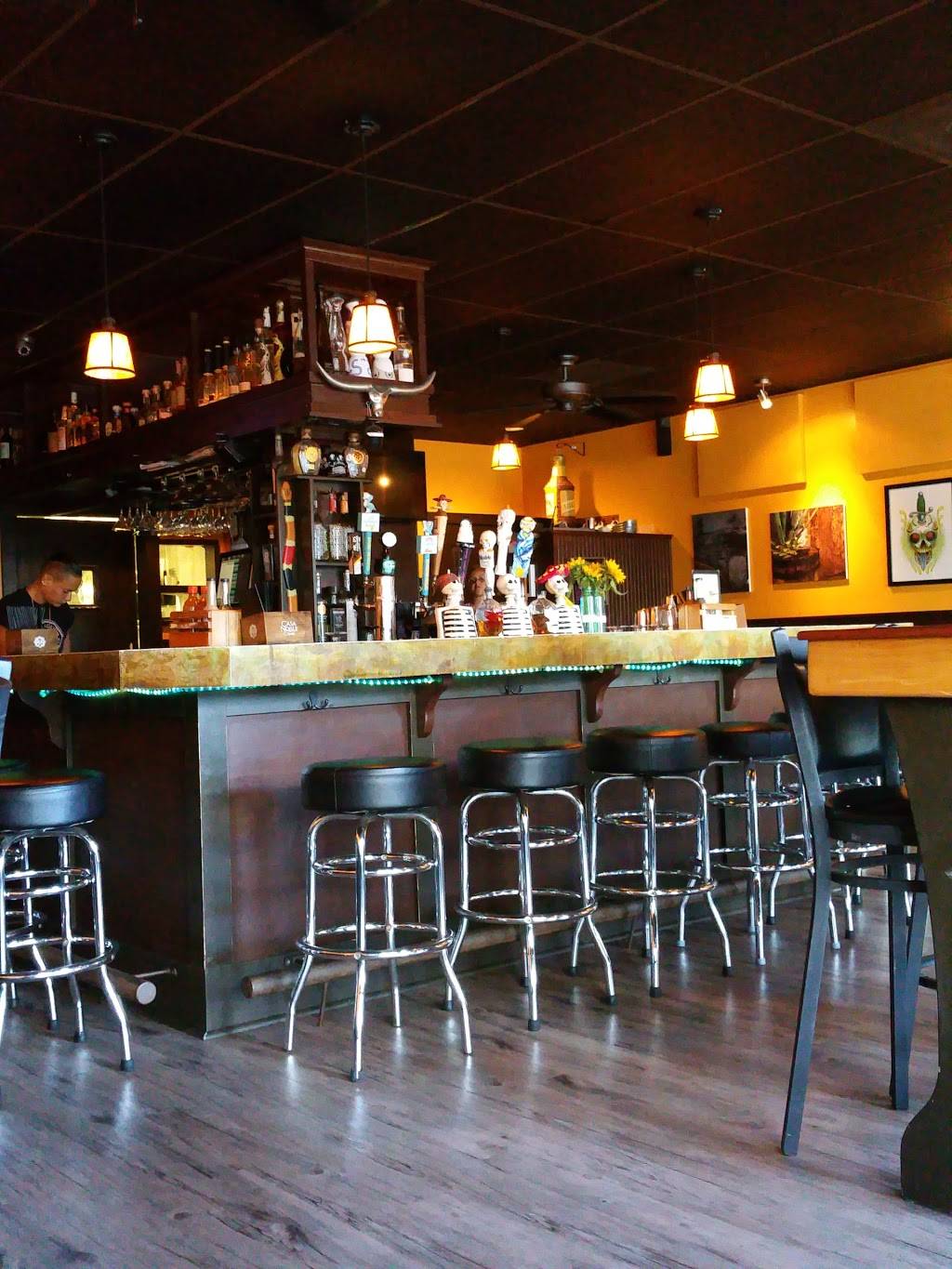 Blue Agave | restaurant | 1979 14th Ave, Vero Beach, FL 32960, USA | 7729993484 OR +1 772-999-3484