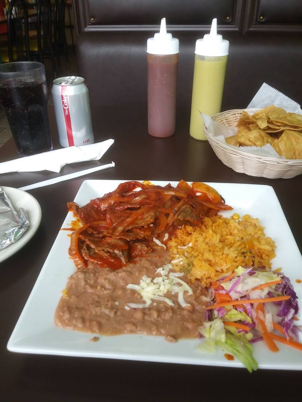 Guacamole Restaurant | restaurant | 15275 W 101st Ave, Dyer, IN 46311, USA | 2193653925 OR +1 219-365-3925