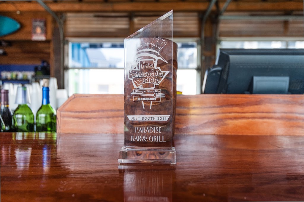 Paradise Bar & Grill | restaurant | 21 Via De Luna Dr, Gulf Breeze, FL 32561, USA | 8509165087 OR +1 850-916-5087