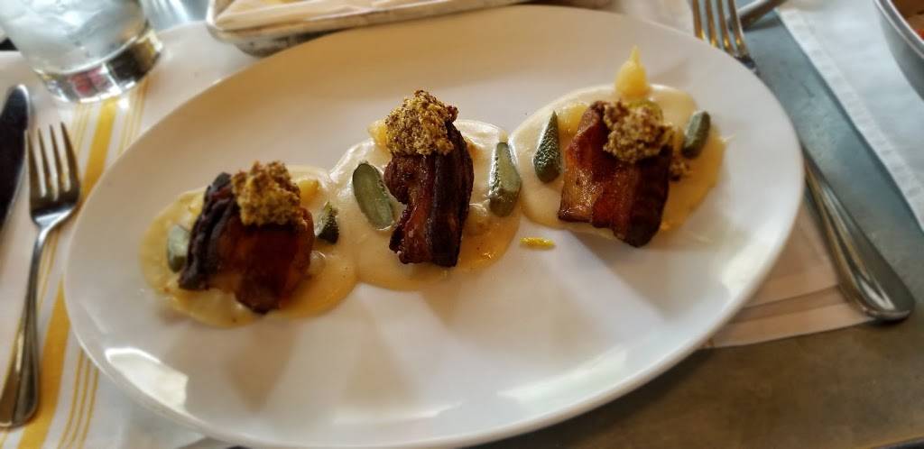 39 Rue de Jean - Savannah | restaurant | 605 W Oglethorpe Ave, Savannah, GA 31401, USA | 9127210595 OR +1 912-721-0595