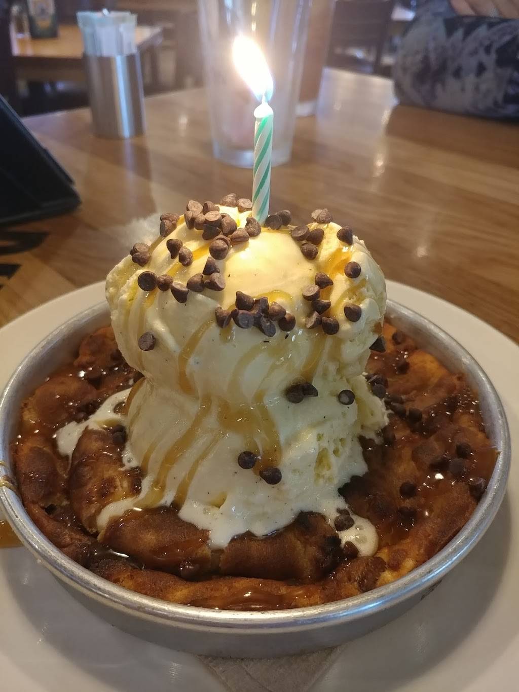 BJs Restaurant & Brewhouse | restaurant | 2520 Tuscany St, Corona, CA 92881, USA | 9512713610 OR +1 951-271-3610