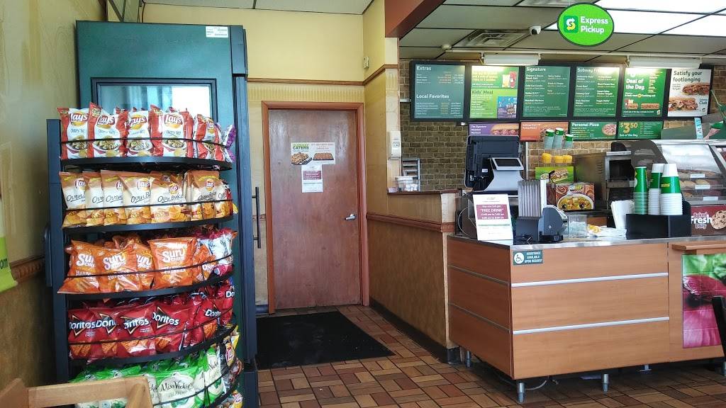 Subway Restaurants | restaurant | 4903 Sheridan St Space No. 58 Sheridan Plaza Shopping Ctr, Hollywood, FL 33021, USA | 9549639800 OR +1 954-963-9800