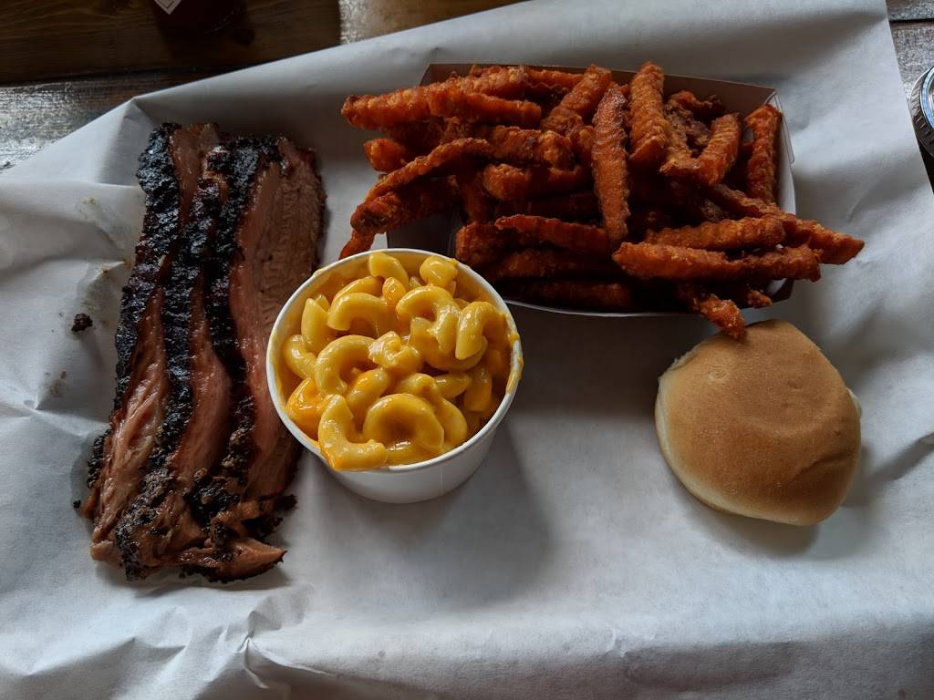 Memphis Jax BBQ | restaurant | Shoppes of St. Johns, 10870, US-1, Ponte Vedra Beach, FL 32081, USA | 9043420078 OR +1 904-342-0078