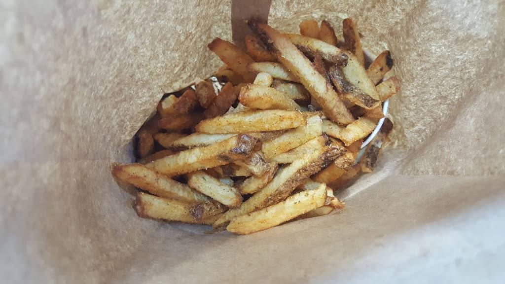 Five Guys | meal takeaway | 801 S University Dr, Plantation, FL 33324, USA | 9543066477 OR +1 954-306-6477