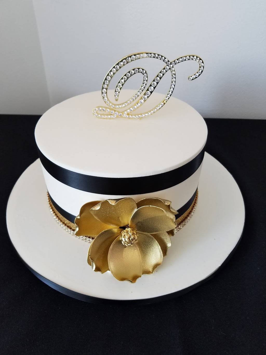 The Sky Room | restaurant | 40 S Locust Ave, Long Beach, CA 90802, USA | 5629832703 OR +1 562-983-2703