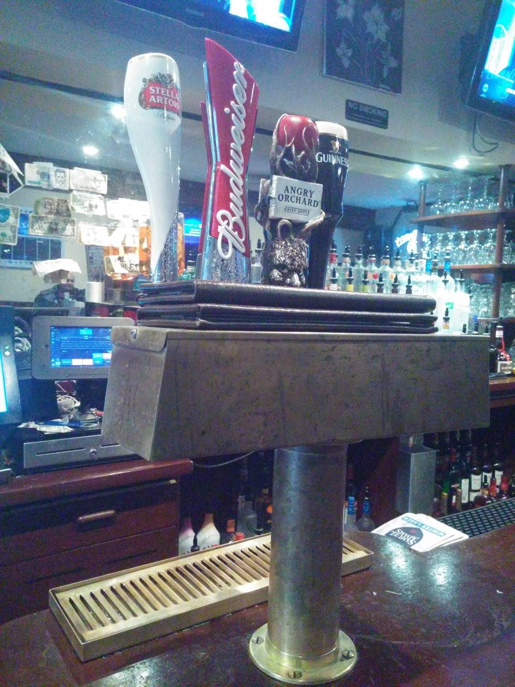 CJs | night club | 137-09 Cross Bay Blvd, Ozone Park, NY 11417, USA | 7188482498 OR +1 718-848-2498