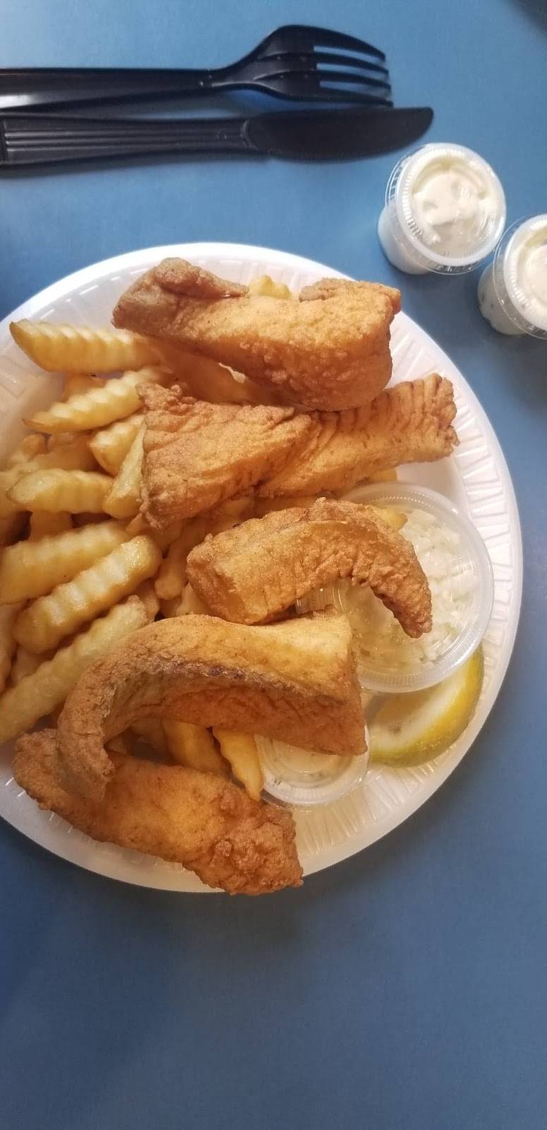 McMenamy Seafood | restaurant | 810 Belmont St Rt. 123, Brockton, MA 02301, USA | 5085861122 OR +1 508-586-1122