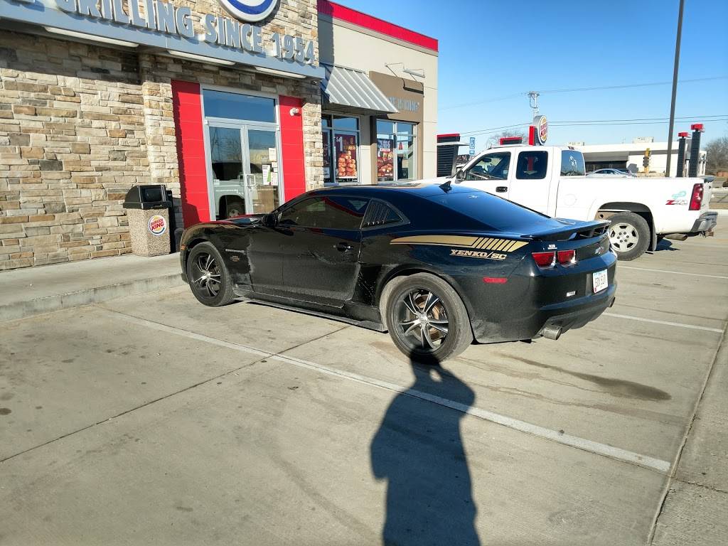 Burger King | restaurant | 1201 Blairs Ferry Rd Ne, Cedar Rapids, IA 52402, USA | 3192002992 OR +1 319-200-2992