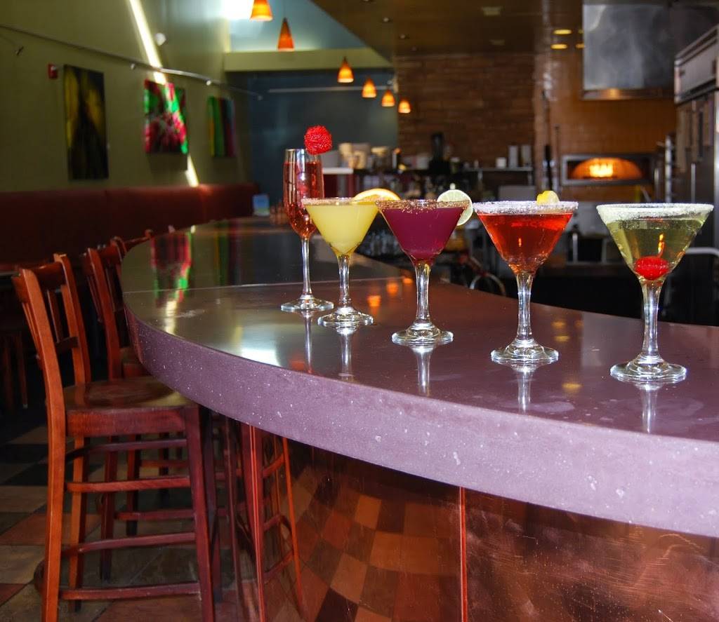 The Daily Dish | restaurant | 8301 Grubb Rd, Silver Spring, MD 20910, USA | 3015886300 OR +1 301-588-6300