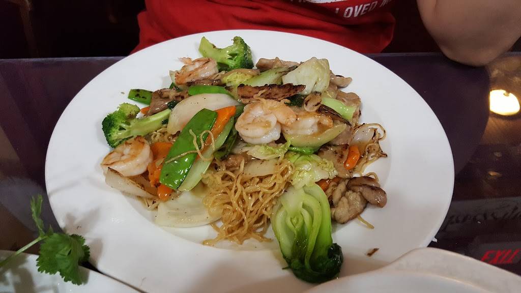 Little Saigon Restaurant | restaurant | 7016 N 57th Ave, Glendale, AZ 85301, USA | 6239396136 OR +1 623-939-6136