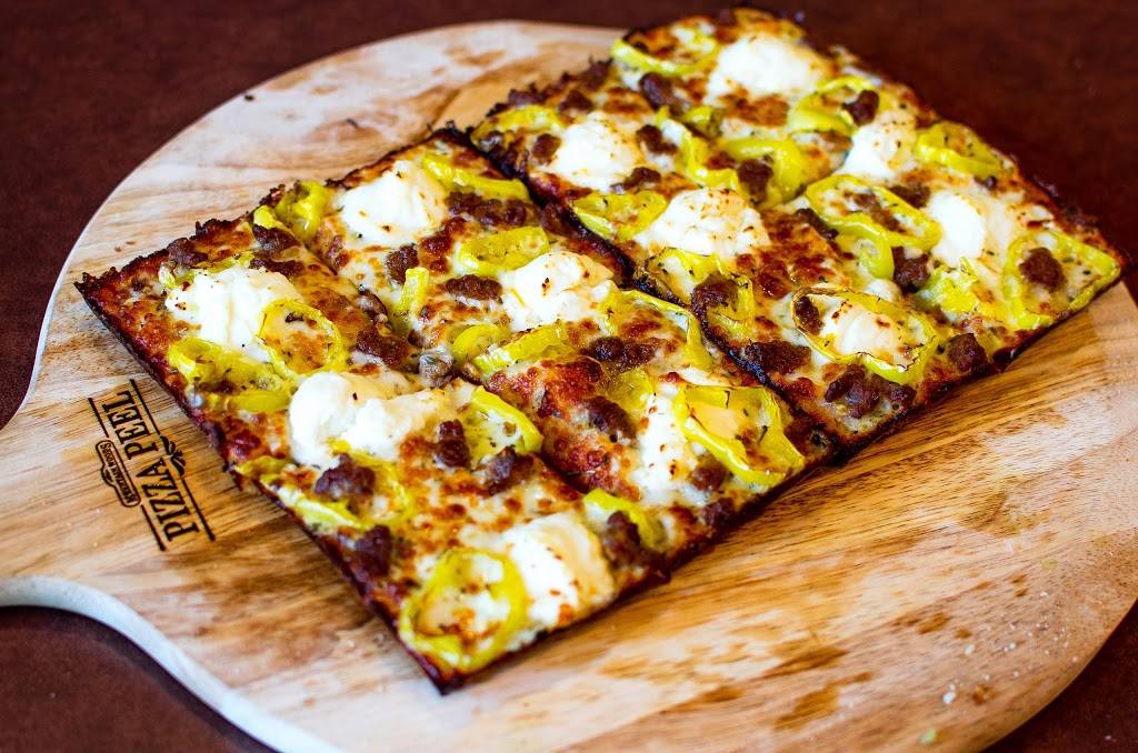 Carmonis Pizza | meal delivery | 42787 Woodward Ave, Bloomfield Twp, MI 48304, USA | 2482203333 OR +1 248-220-3333