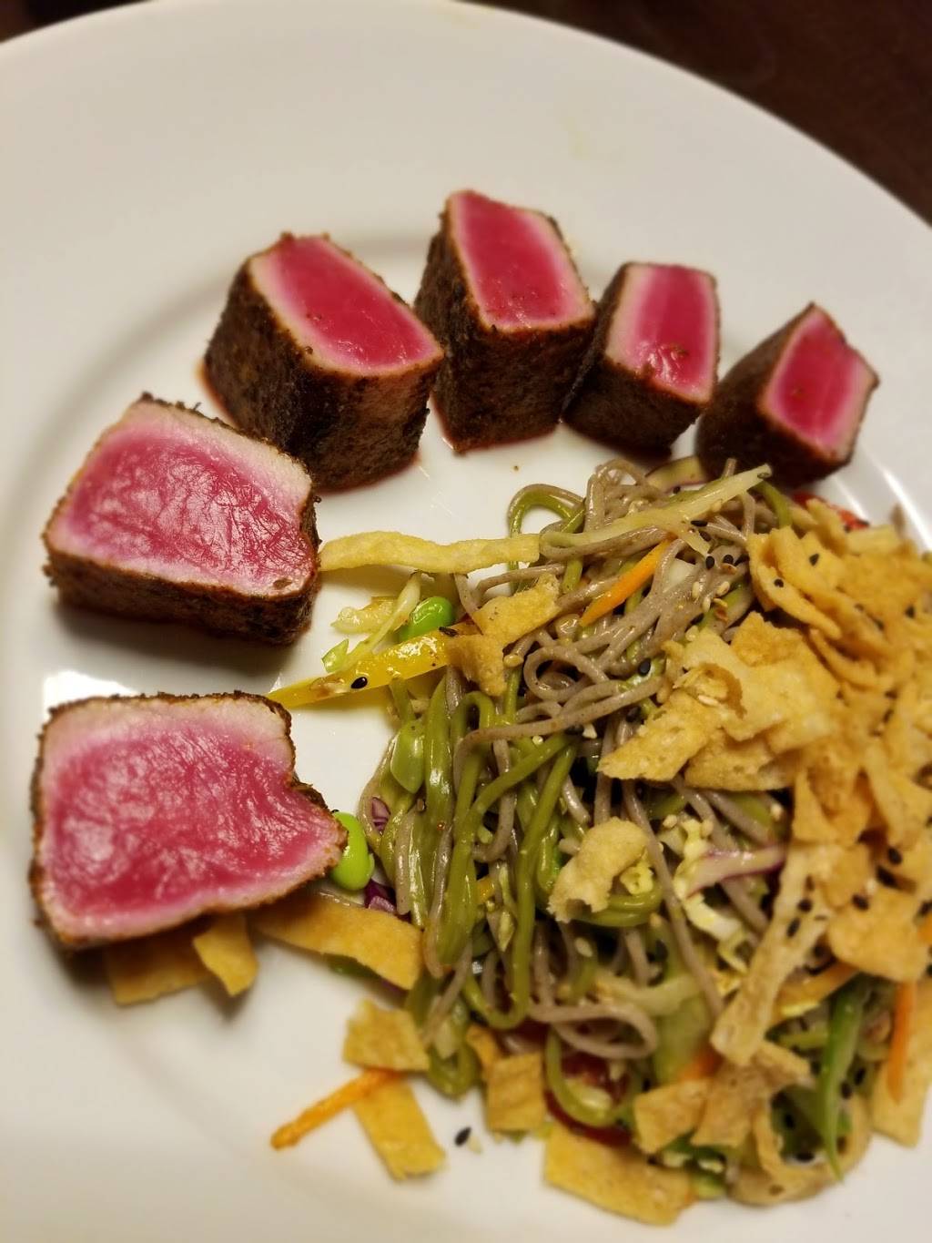 Westwood Tavern | restaurant | 1385 N Meacham Rd, Schaumburg, IL 60173, USA | 8479699500 OR +1 847-969-9500