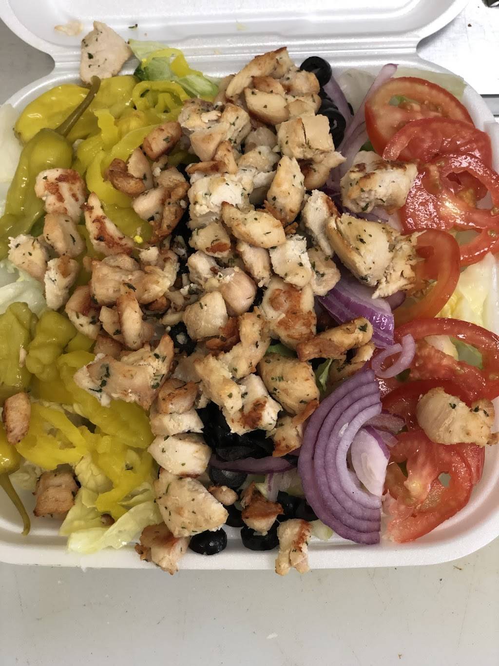 Giant pizza king | restaurant | 7965 Broadway, Lemon Grove, CA 91945, USA | 6198257403 OR +1 619-825-7403