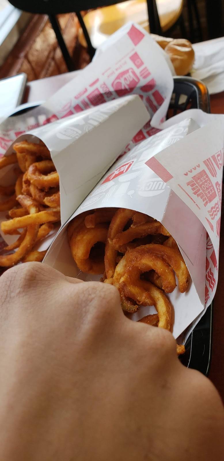 Jack in the Box | restaurant | 1127 W Manchester Blvd, Inglewood, CA 90301, USA | 3103371945 OR +1 310-337-1945