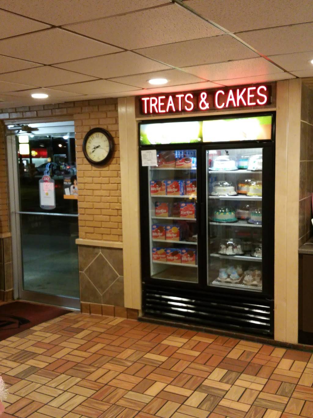 Dairy Queen | restaurant | 304 W Grant St, Coulterville, IL 62237, USA | 6187582822 OR +1 618-758-2822