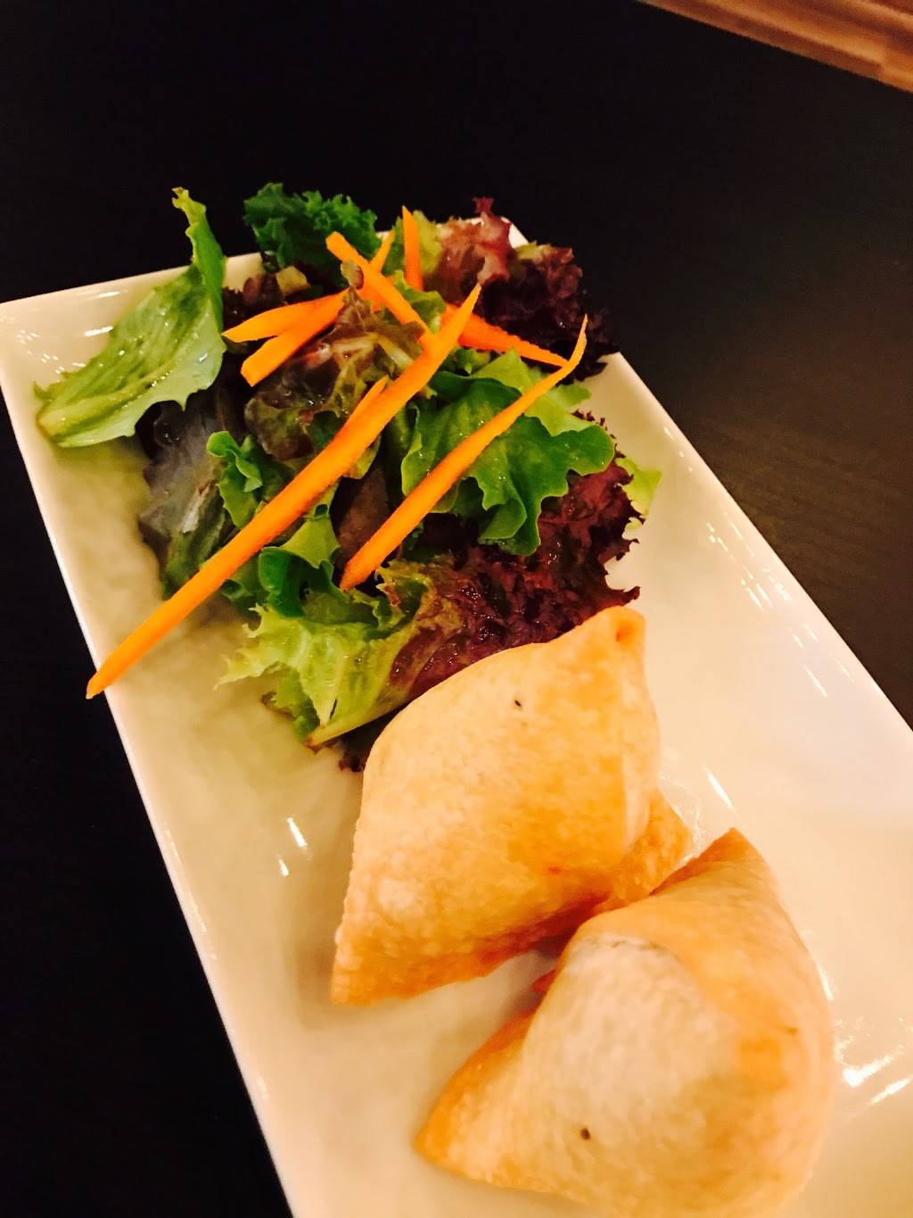 Mint Leaf | restaurant | 770 Long Hill Rd, Groton, CT 06340, USA | 8603265596 OR +1 860-326-5596