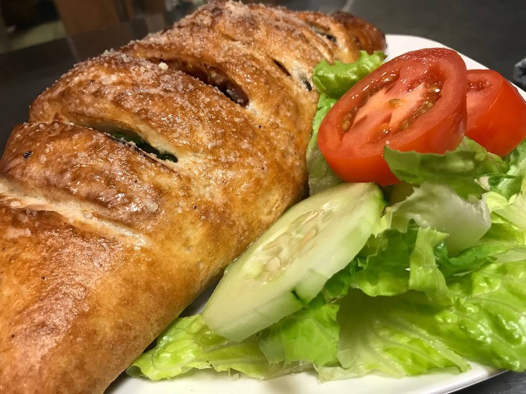 Cousin Vinny Pizza & Pasta | restaurant | 8267 W Lake Pleasant Pkwy, Peoria, AZ 85382, USA | 6235662233 OR +1 623-566-2233