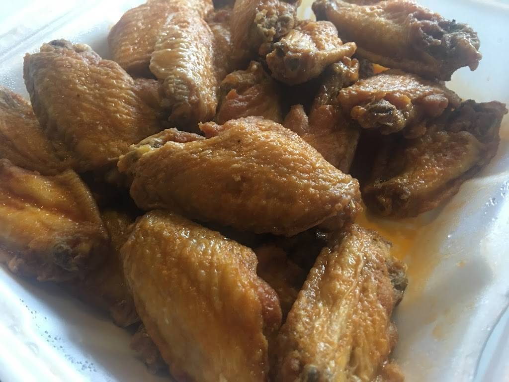 Santisi Brothers Pizzeria & Sports Grill | meal takeaway | 2710 W Bell Rd #1115, Phoenix, AZ 85053, USA | 6027897979 OR +1 602-789-7979