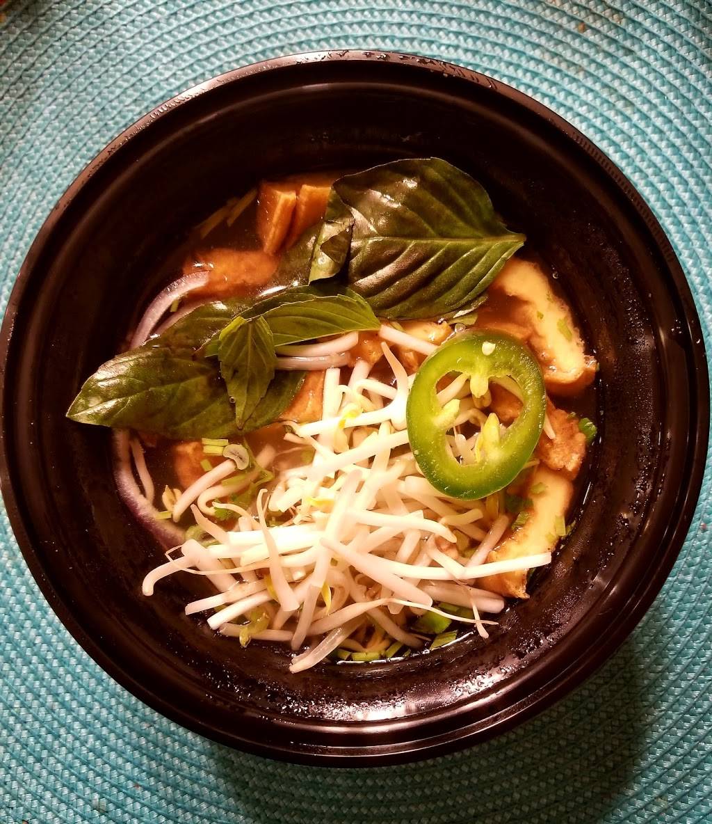 Café Trang Bistro | restaurant | 5642 W 7800 S, West Jordan, UT 84081, USA | 8012821888 OR +1 801-282-1888