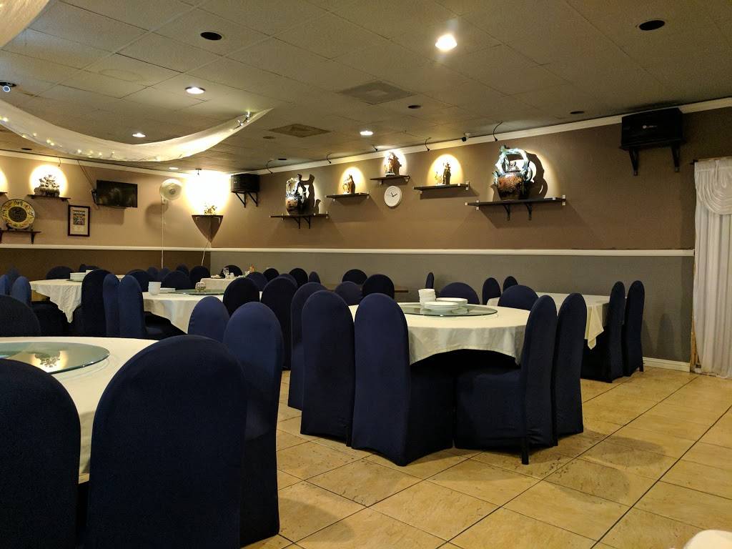 Que Huong Restaurant | restaurant | 4134 University Ave, San Diego, CA 92105, USA | 6192816008 OR +1 619-281-6008