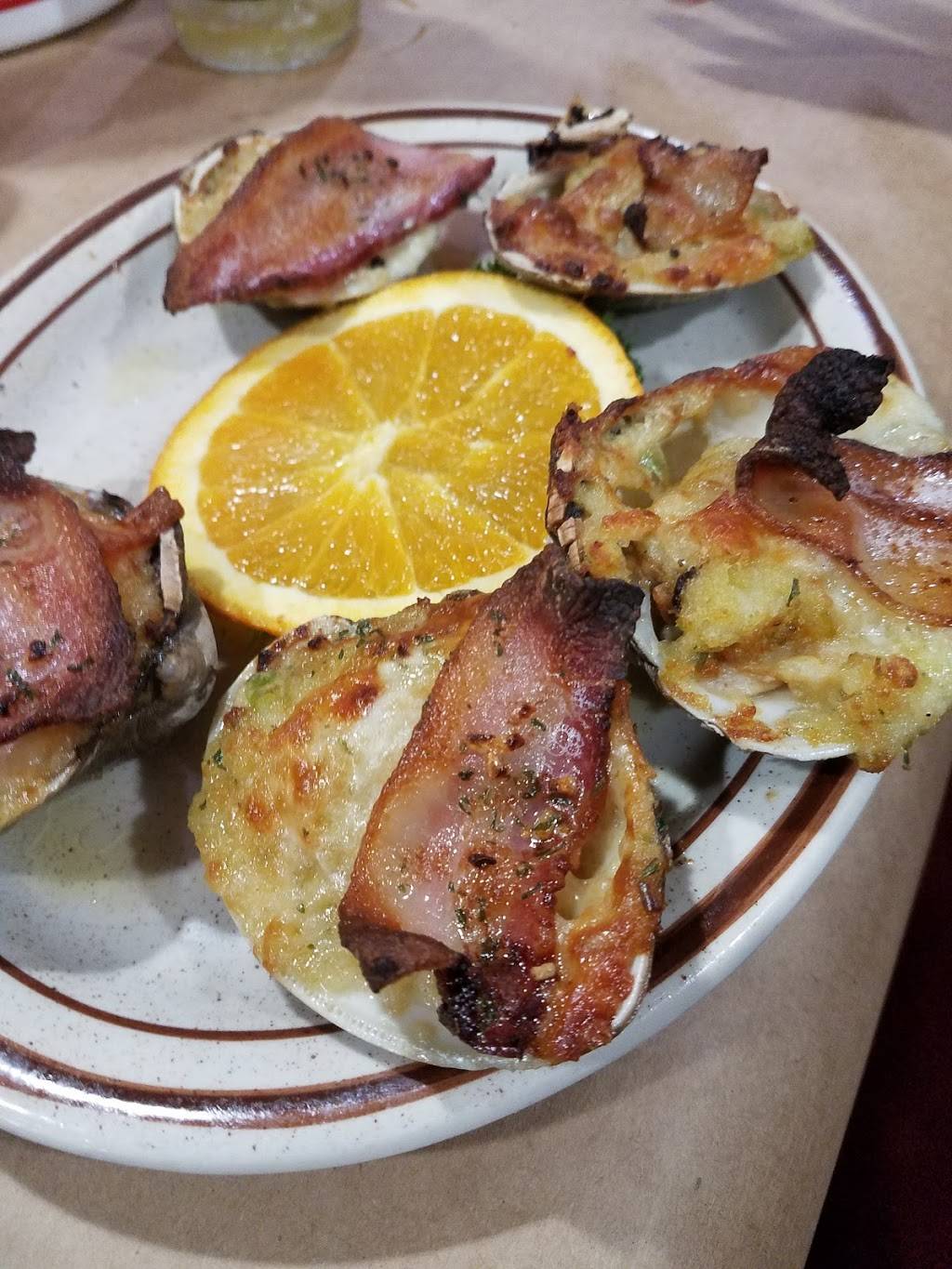 Mikes Restaurant & Crabhouse | restaurant | 3030 Riva Rd, Riva, MD 21140, USA | 4109562784 OR +1 410-956-2784