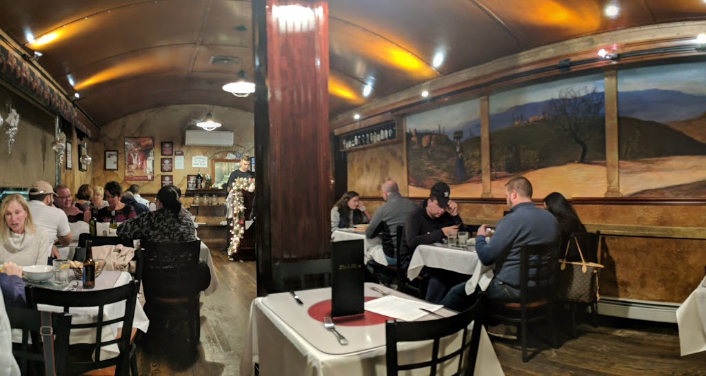 Rinos Place | restaurant | 258 Saratoga St, Boston, MA 02128, USA | 6175677412 OR +1 617-567-7412