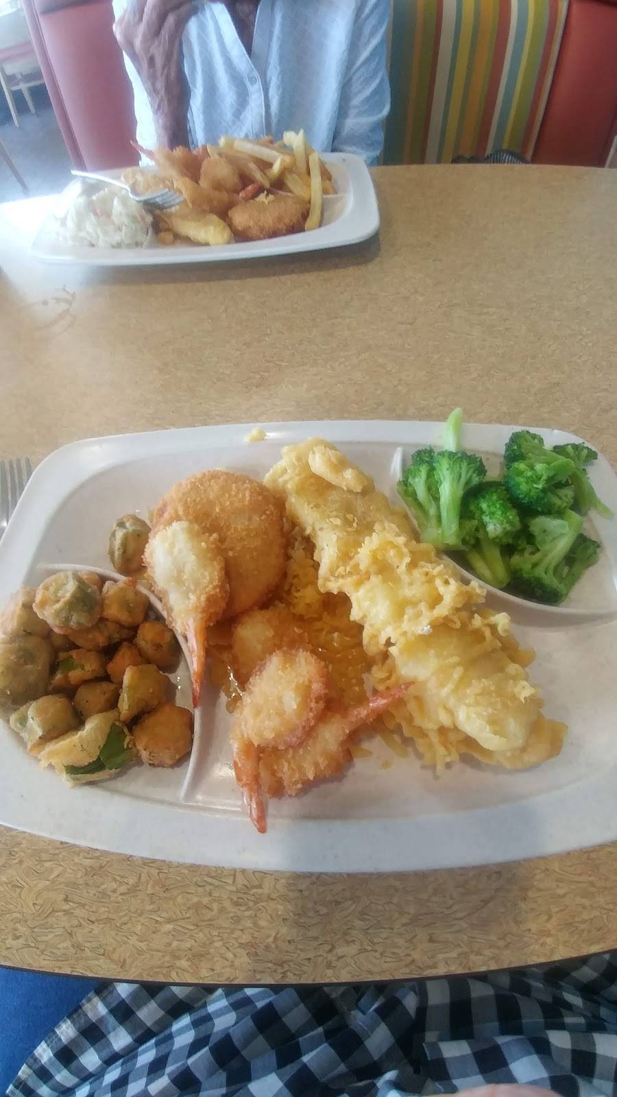 Captain Ds | restaurant | 1019 Highway 19 N, Thomaston, GA 30286, USA | 7066484280 OR +1 706-648-4280