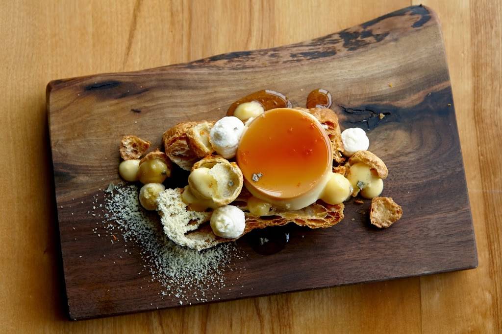 Hugos | restaurant | 88 Middle St, Portland, ME 04101, USA | 2077748538 OR +1 207-774-8538