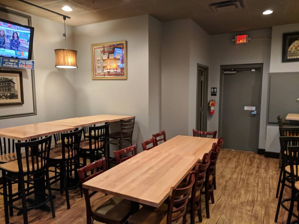 Average Joes Tap House | restaurant | 9890 Brewster Ln, Powell, OH 43065, USA | 6143367765 OR +1 614-336-7765