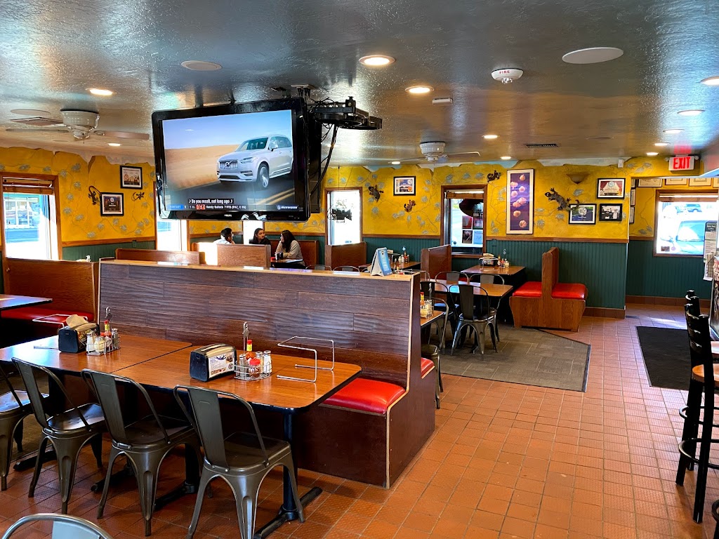 Fratelli Pizza | restaurant | 2120 N Fourth St, Flagstaff, AZ 86004, USA | 9287149700 OR +1 928-714-9700