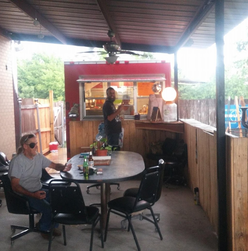 Barbara sue’s food trailer | restaurant | 1118 New Dallas Hwy, Waco, TX 76705, USA | 2544052875 OR +1 254-405-2875