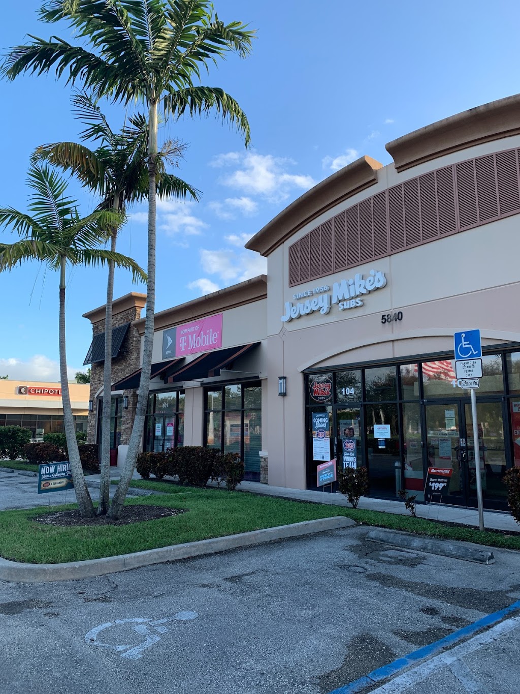 Jersey Mikes Subs | meal takeaway | 5840 S University Dr Suite 104, Davie, FL 33328, USA | 7543003535 OR +1 754-300-3535