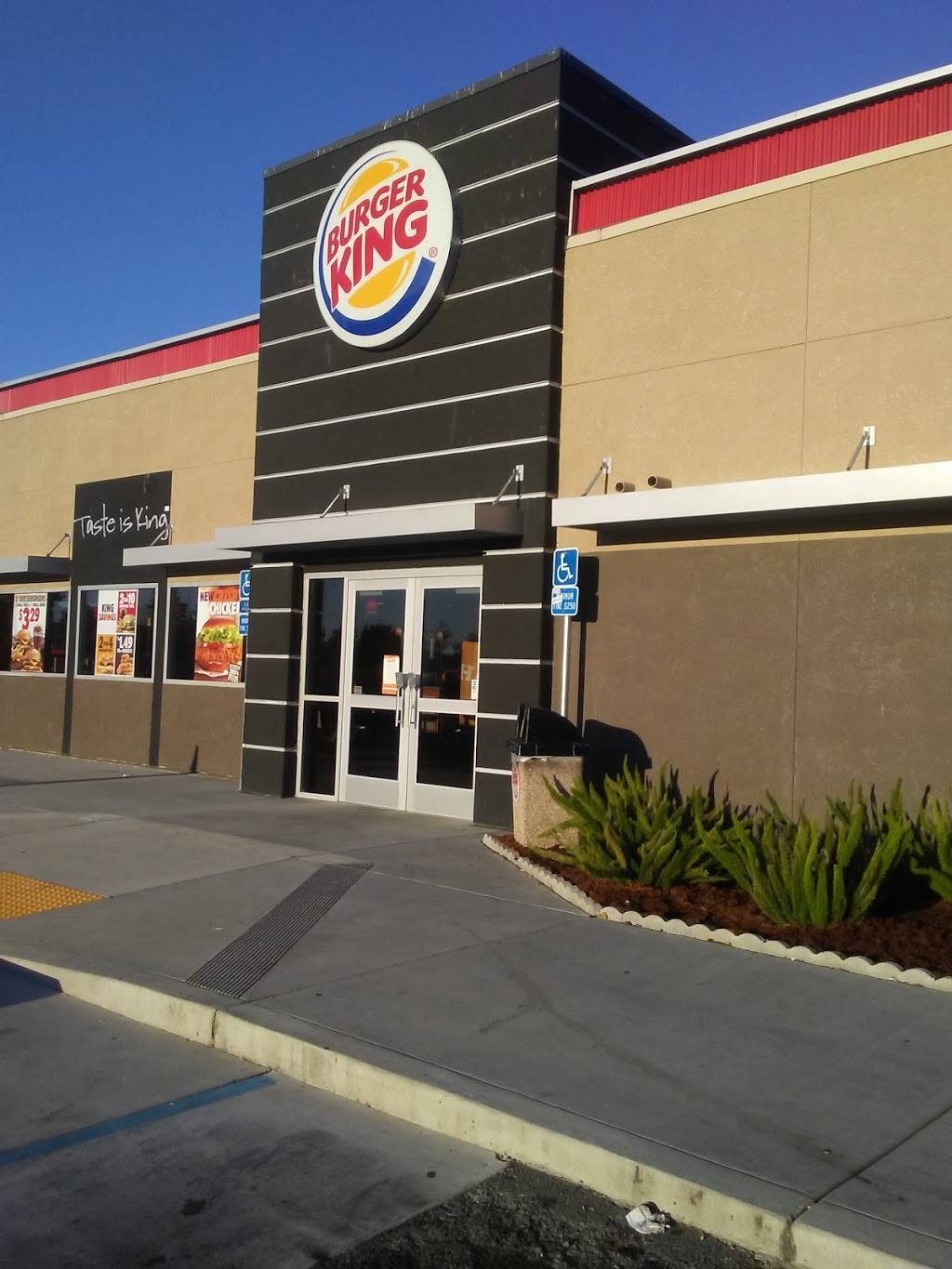 Burger King | restaurant | 1475 Holiday Ln, Fairfield, CA 94534, USA | 7074294648 OR +1 707-429-4648
