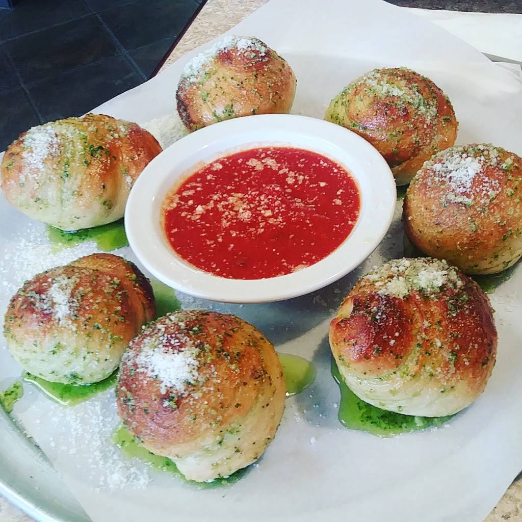 Bella Napoli Pizza & Pasta | restaurant | 419 E Main St, Canfield, OH 44406, USA | 3305333434 OR +1 330-533-3434